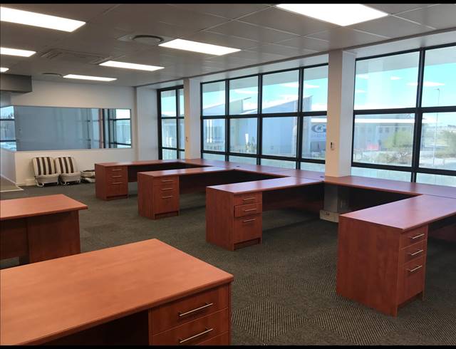 290M² OFFICE TO LET IN AIRPORT INDUSTRIA